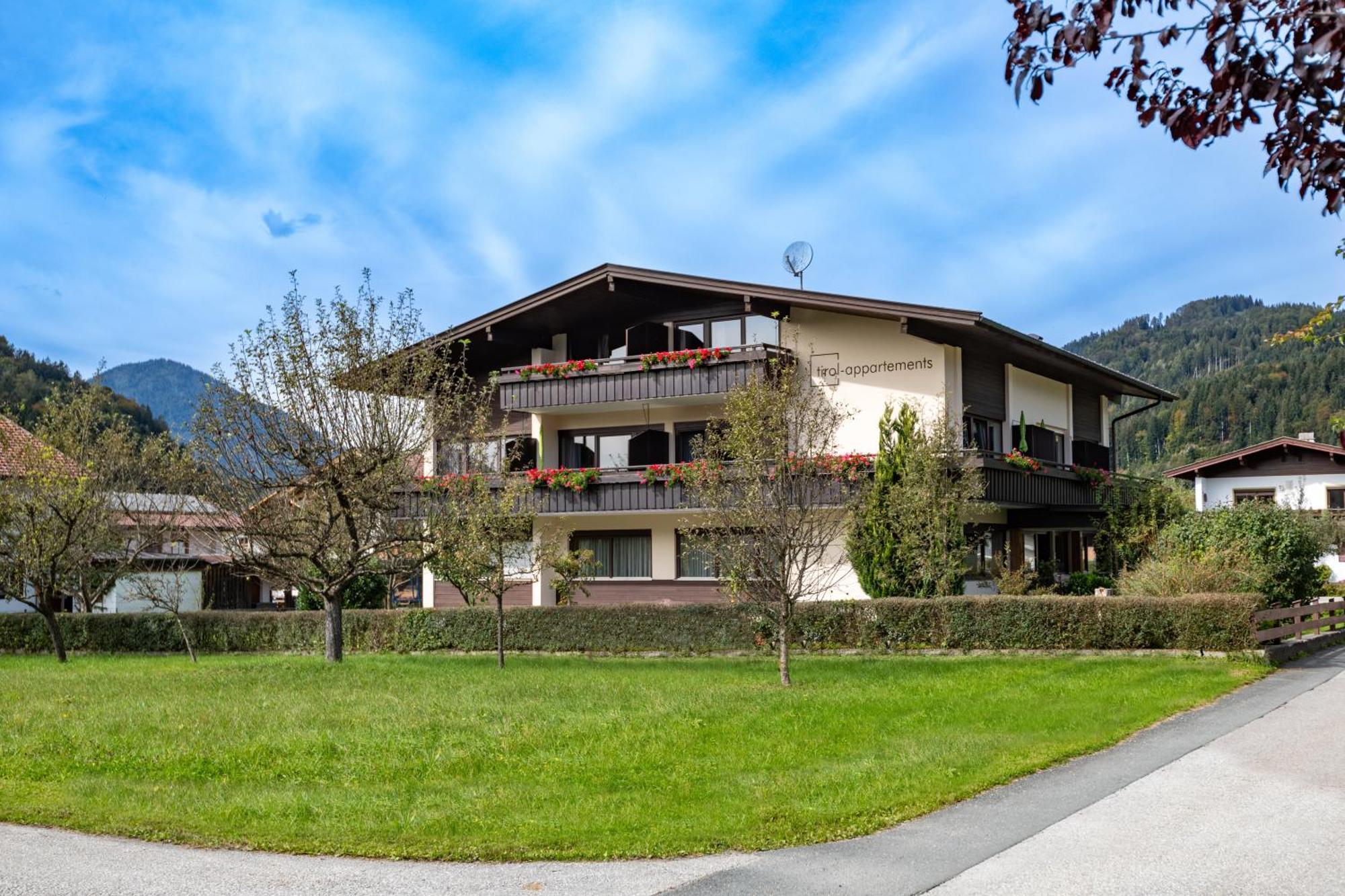 Tirol Appartements Schwaiger Niederndorf  Екстериор снимка